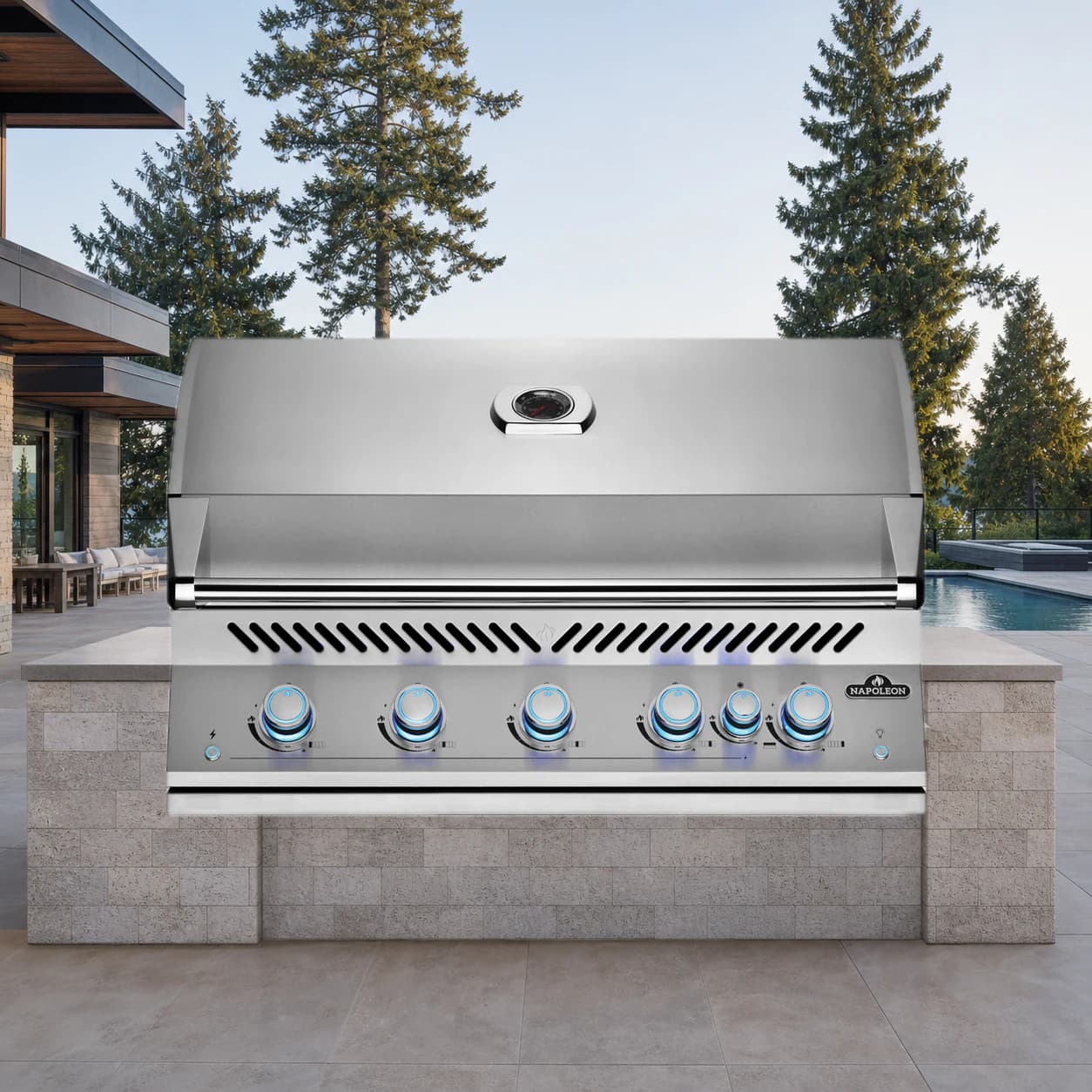 Built-In 700 Series 38" with Infrared Rear Burner Natural Gas, Stainless Steel in a modern poolside backyard