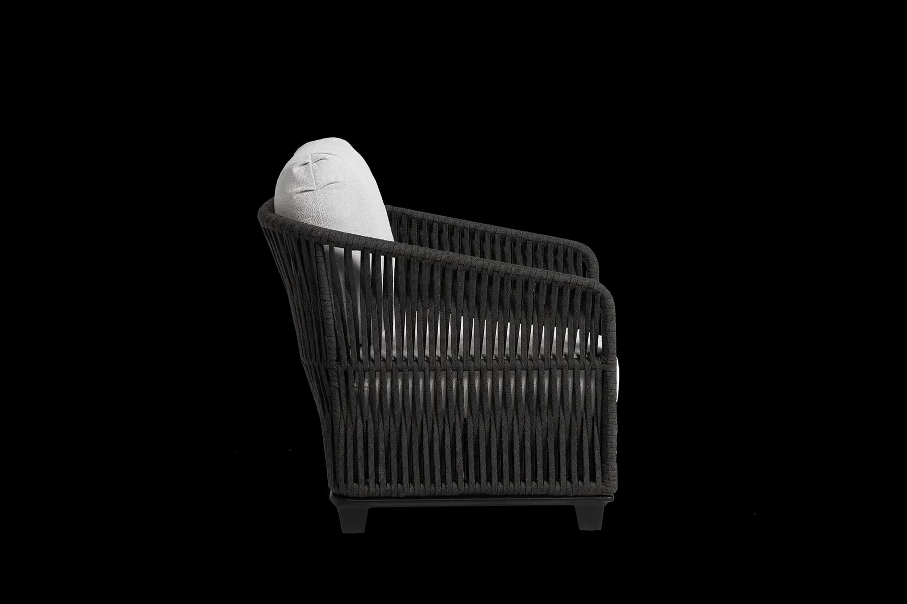 Gemelli Club Chair, product view 3