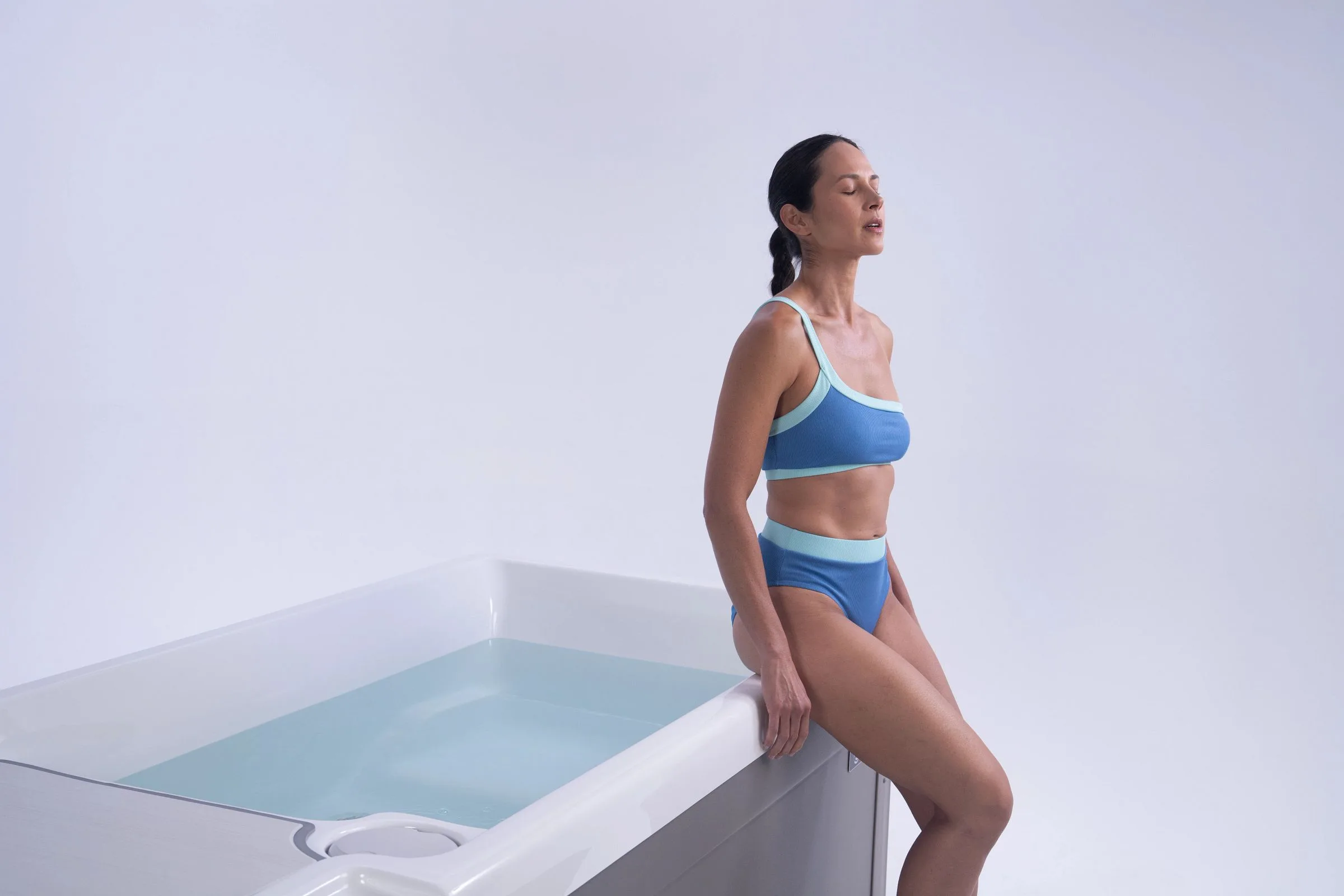 Hot Spring Spas Vigor Cold Plunge product view 1