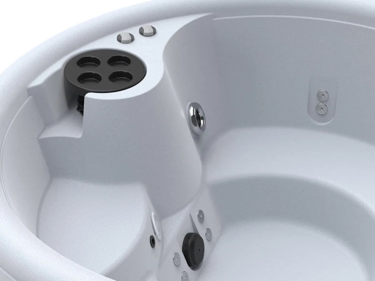 Freeflow Spas Aptos product view 5
