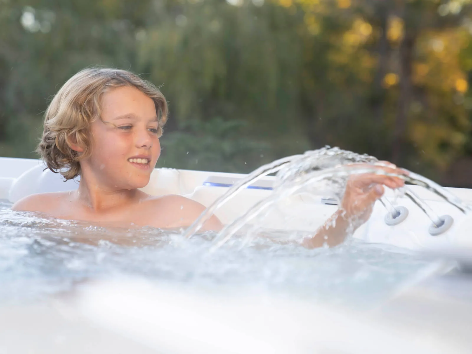 Hot Spring Spas Grandee product view 6