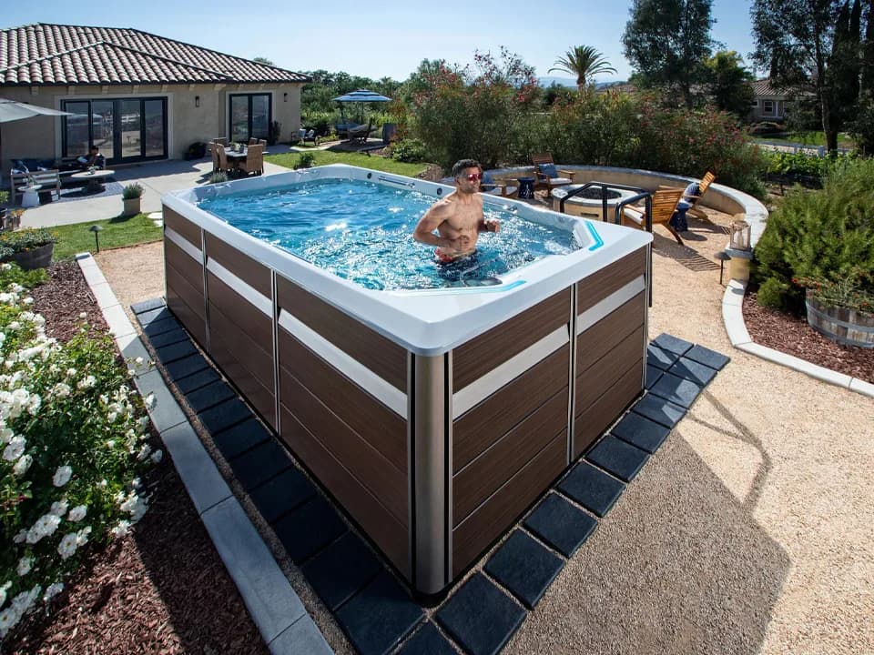 Endless Pools E500 Fitness System product view 2