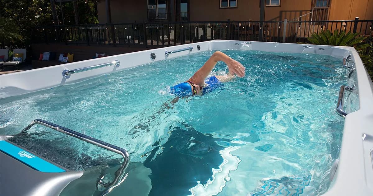Endless Pools E550 Fitness System product view 1