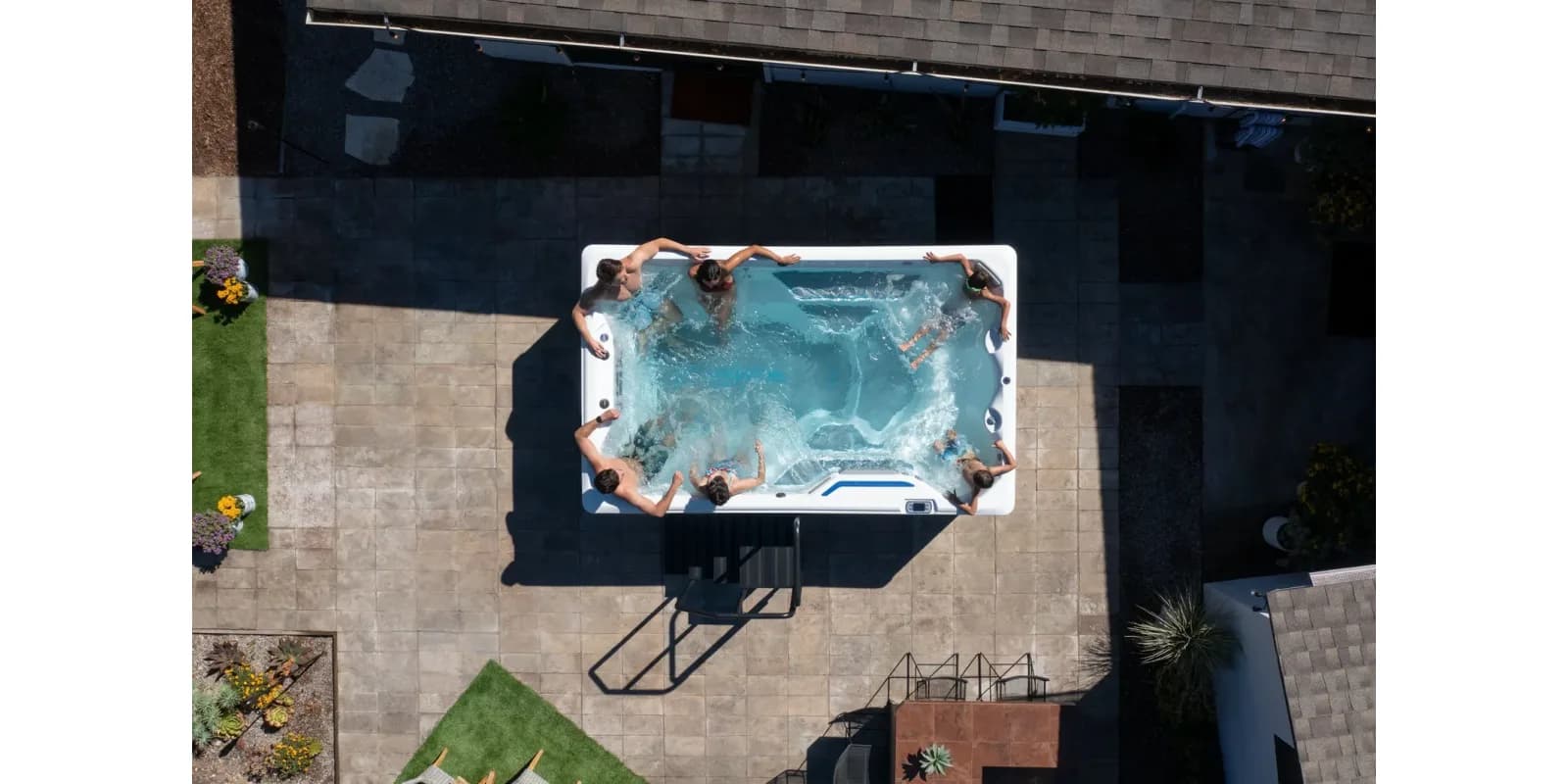 R220 top view