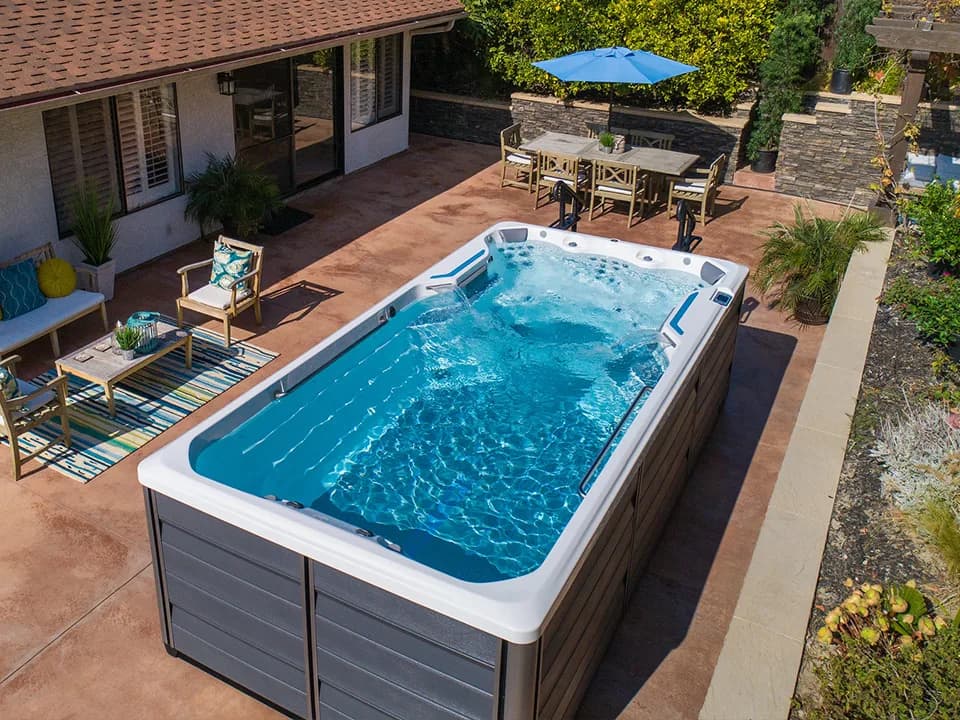 Endless Pools X2000 SwimCross Exercise System product view 2