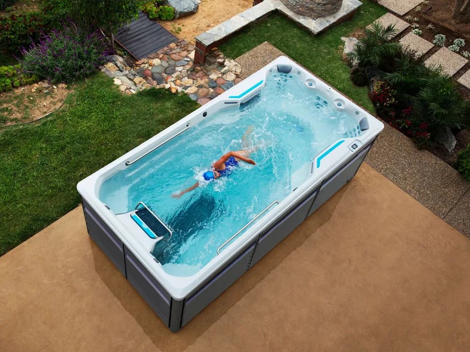 Endless Pools X500 SwimCross Exercise System product view 3