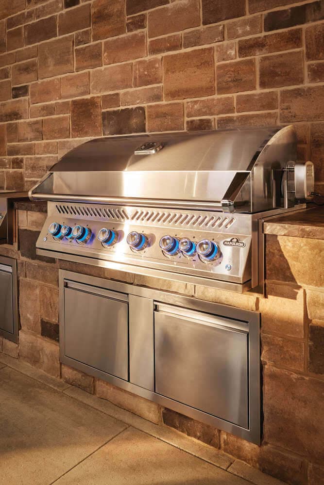 Built-In 700 Series 44" with Dual Infrared Rear Burners, Natural Gas, Stainless Steel dimensions